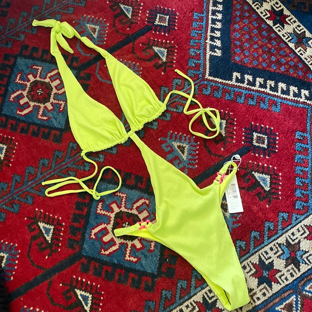 FRANKIES BIKINIS ONE PIECE NWT APRIL PLUSSE MONOKINI XL